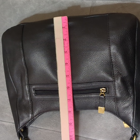 Etienne Aigner Black Leather Shoulder Bag - Picture 4 of 11